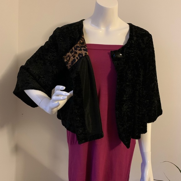 Black cover up - Picture 3 of 4